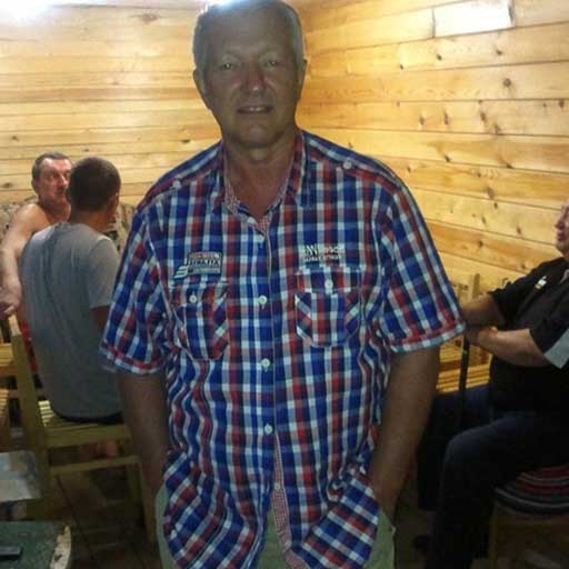 Андрей, 64 года